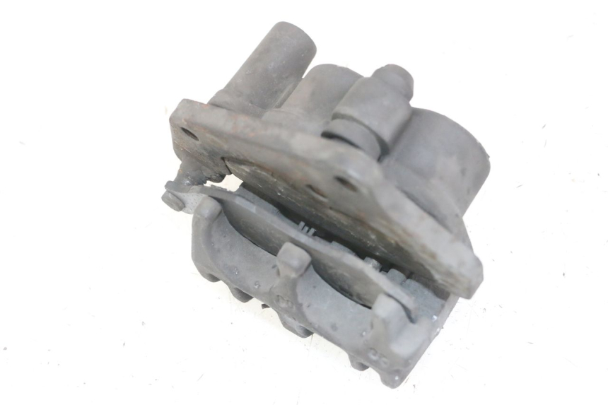photo de FRONT BRAKE CALIPER PEUGEOT SATELIS COMPRESSOR K15 125 (2006 - 2009) - Zoom on usage condition