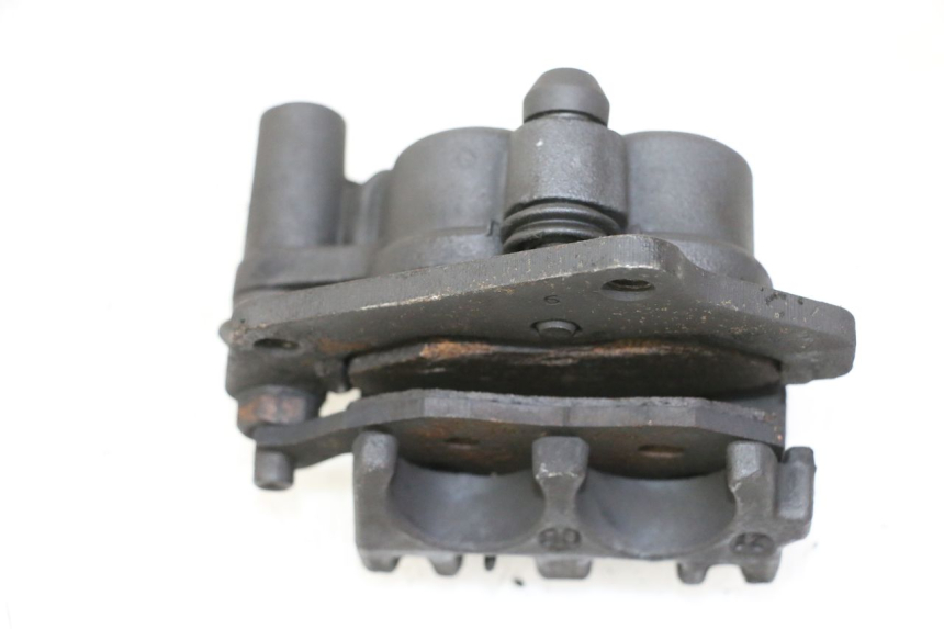 photo de FRONT BRAKE CALIPER PEUGEOT SATELIS 125 (2006 - 2009) - Alternative perspective