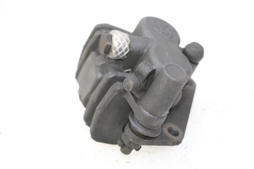 photo de FRONT BRAKE CALIPER PEUGEOT SATELIS 125 (2006 - 2009) - Fixing points details