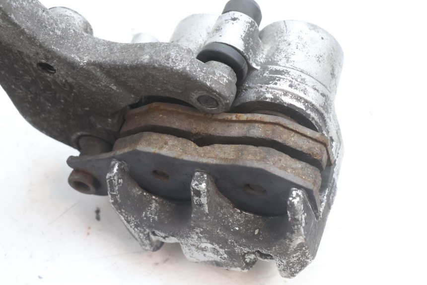 photo de FRONT BRAKE CALIPER PEUGEOT SATELIS 125 (2006 - 2009) - Fixing points details