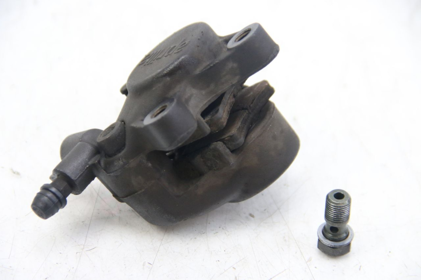 photo de FRONT BRAKE CALIPER APRILIA SCARABEO 4T 50 (2009 - 2017) - Zoom on usage condition