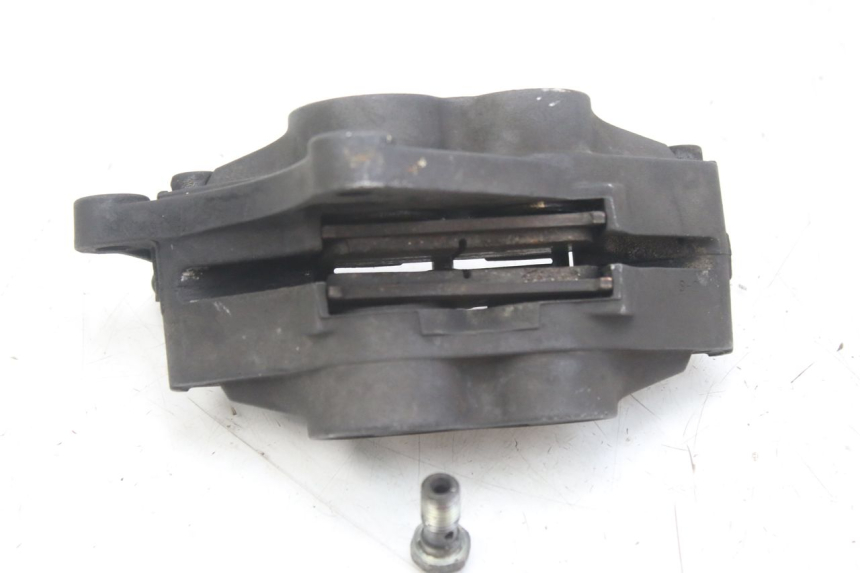 photo de FRONT BRAKE CALIPER TRIUMPH SPRINT ST 955 (1999 - 2001) - Alternative perspective