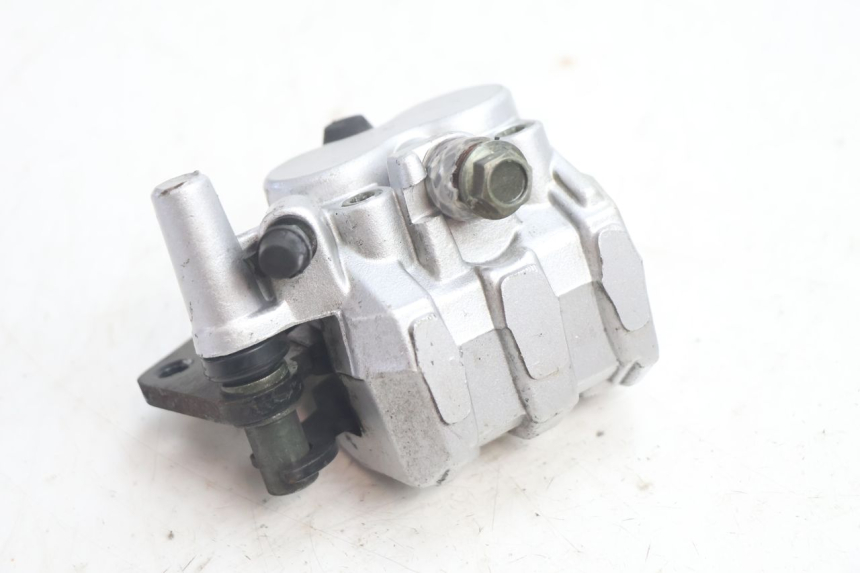 photo de FRONT BRAKE CALIPER RAZZO STEED 125 (2012 - 2018) - Zoom on usage condition
