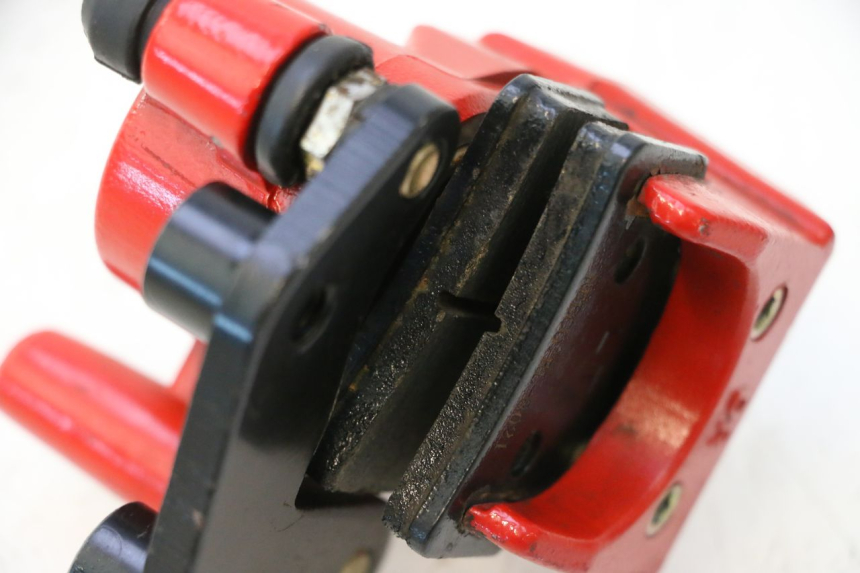 photo de FRONT BRAKE CALIPER VASTRO STREET S 50 (2016 - 2021) - Alternative perspective