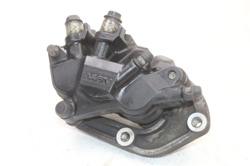 photo de FRONT BRAKE CALIPER SUZUKI BURGMAN 125 (2007 - 2014) - Main view