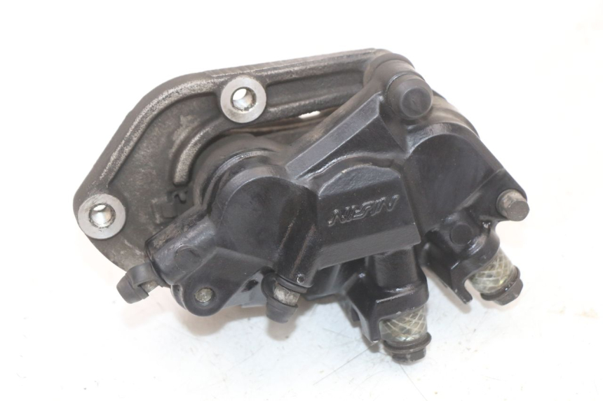 photo de FRONT BRAKE CALIPER SUZUKI BURGMAN 125 (2007 - 2014) - Technical close-up
