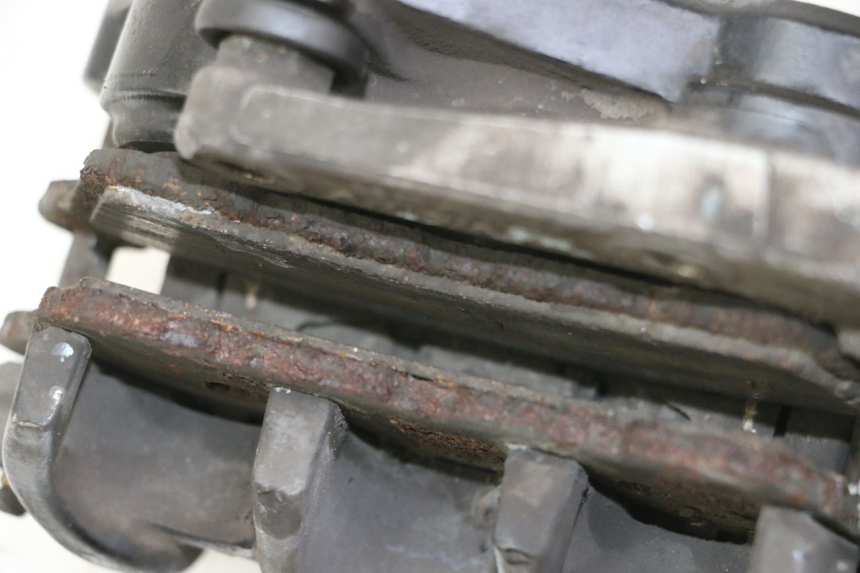 photo de FRONT BRAKE CALIPER SUZUKI BURGMAN 125 (2007 - 2014) - Zoom on usage condition