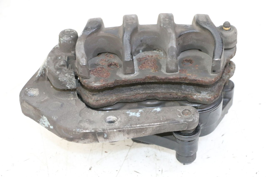photo de FRONT BRAKE CALIPER SUZUKI BURGMAN 125 (2007 - 2014) - Alternative perspective
