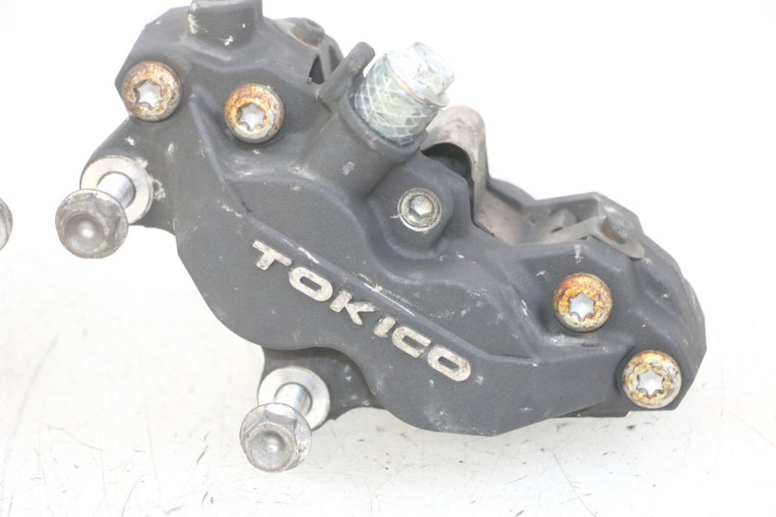 photo de FRONT BRAKE CALIPER SUZUKI GSX F GSXF 650 (2007 - 2015) - Surface and material condition