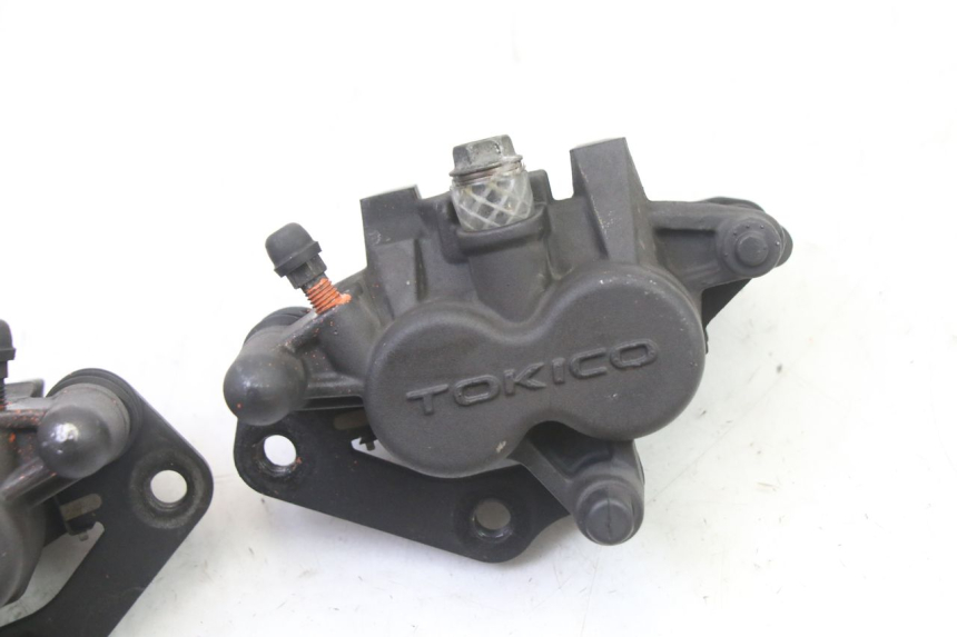 photo de FRONT BRAKE CALIPER SUZUKI SV S 650 (2003 - 2009) - Zoom on usage condition