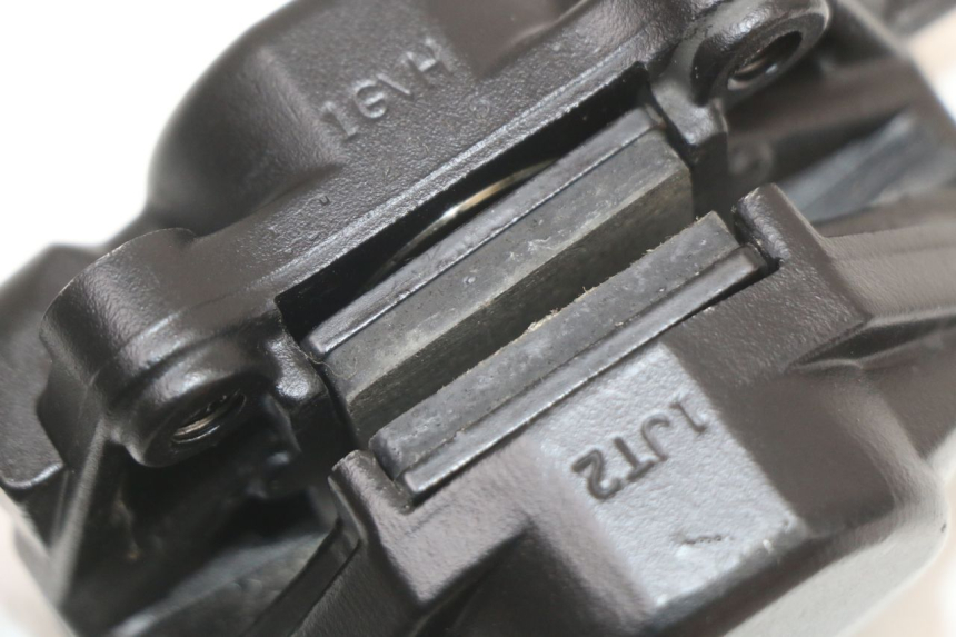 photo de FRONT BRAKE CALIPER PIAGGIO VESPA PRIMAVERA 4T 50 (2021 - 2024) - Fixing points details