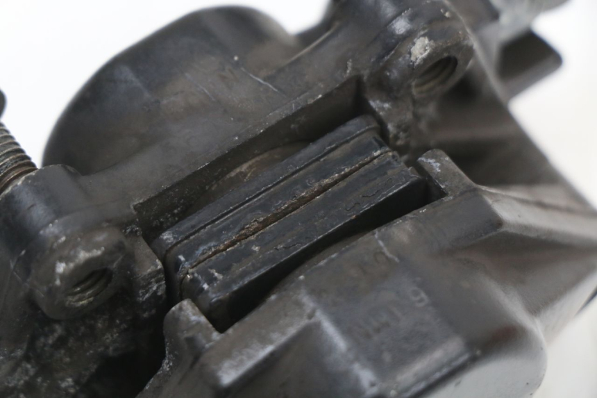 photo de FRONT BRAKE CALIPER PIAGGIO VESPA S 2T 50 (2007 - 2014) - Technical close-up