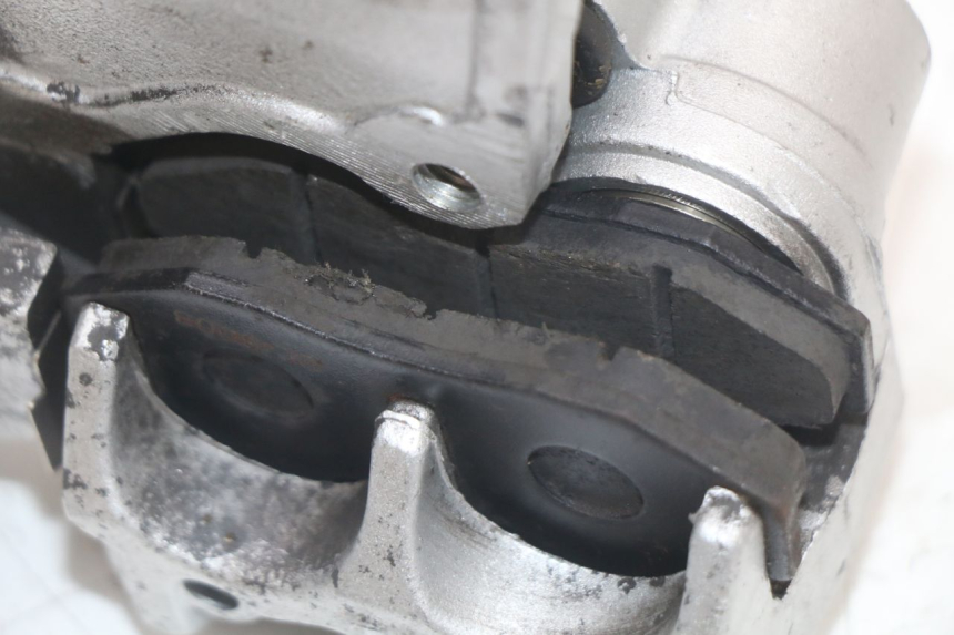 photo de FRONT BRAKE CALIPER JM MOTORS VX 125 (2022 - 2025) - Surface and material condition