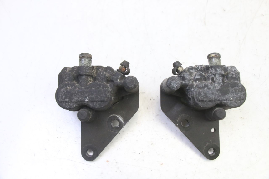 photo de FRONT BRAKE CALIPER PIAGGIO X9 EVOLUTION 125 (2003 - 2007) - Main view