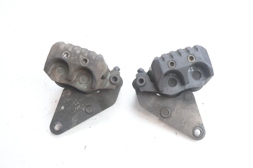 photo de FRONT BRAKE CALIPER PIAGGIO X9 EVOLUTION 125 (2003 - 2007) - Surface and material condition