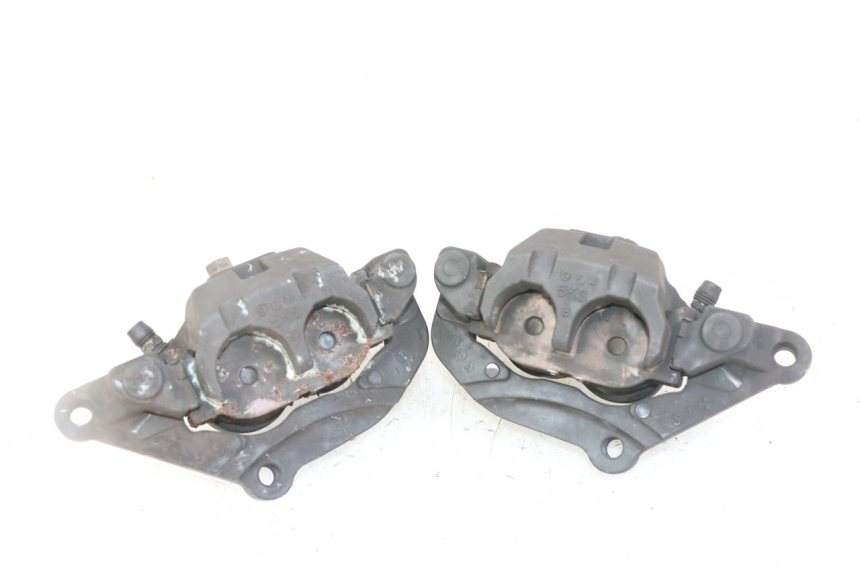 photo de FRONT BRAKE CALIPER YAMAHA XJ6 ABS 600 (2008 - 2016) - Surface and material condition