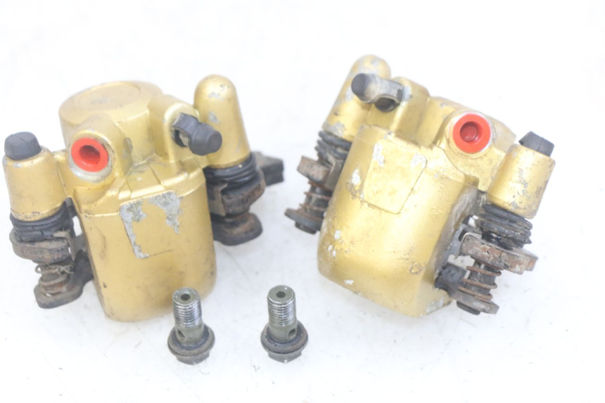 photo de FRONT BRAKE CALIPER SHINERAY XY250 STXE 250 (2006 - 2012) - Checked used part