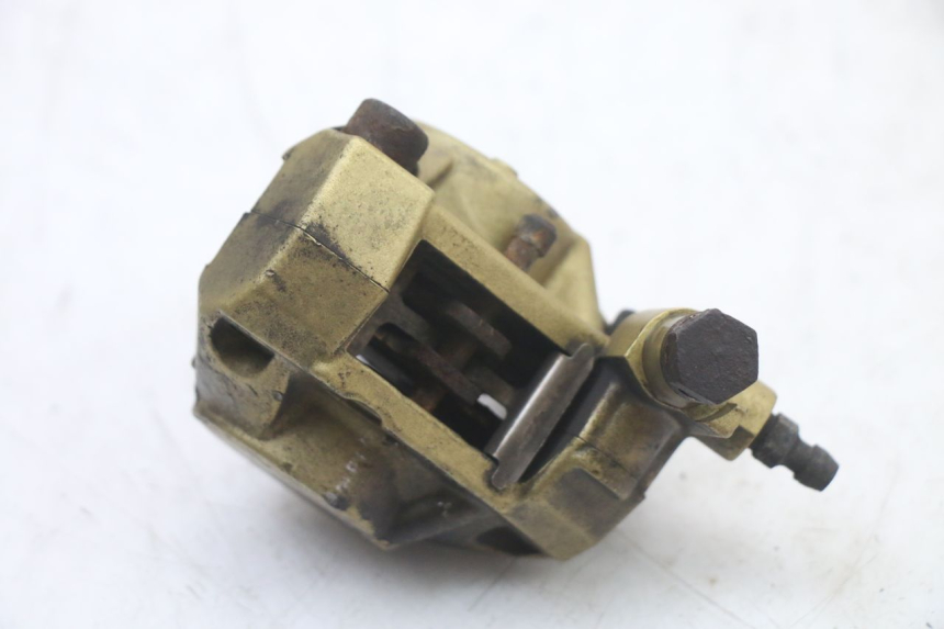 photo de FRONT BRAKE CALIPER YAMAHA AEROX 50 (1997 - 2006) - Alternative perspective