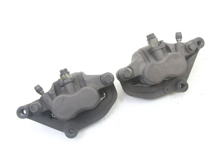 photo de FRONT BRAKE CALIPER YAMAHA XJ6 600 (2008 - 2016) - Main view