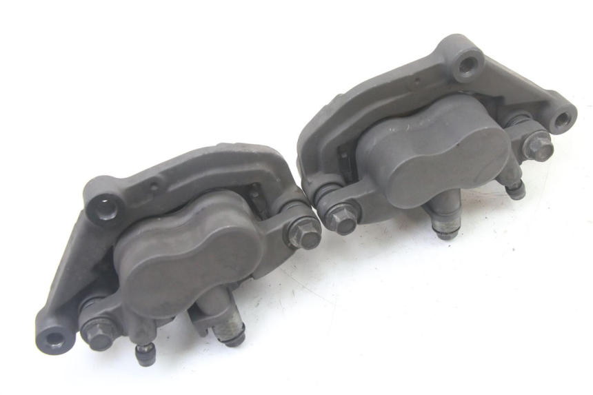 photo de FRONT BRAKE CALIPER YAMAHA XJ6 600 (2008 - 2016) - Markings and original references