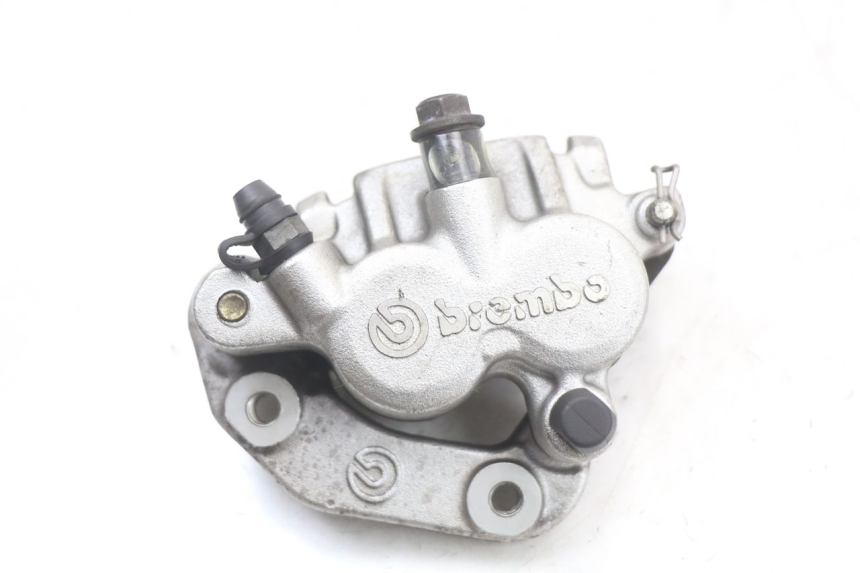 photo de FRONT BRAKE CALIPER YAMAHA YP MAJESTY 125 (2002 - 2006) - Main view