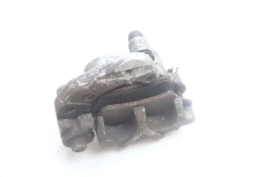 photo de FRONT BRAKE CALIPER YAMAHA YP MAJESTY 125 (2002 - 2006) - Technical close-up