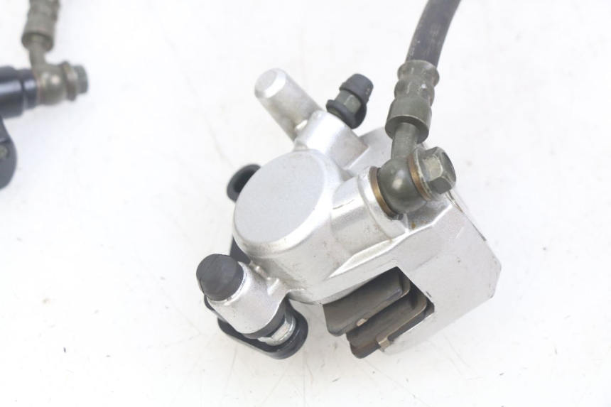 photo de FRONT BRAKE CALIPER UNIVERSAL BIKE ZN50QT-11B 50 (2018 - 2021) - Surface and material condition