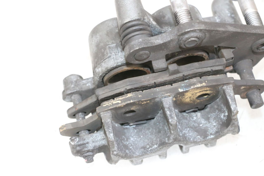 photo de FRONT BRAKE CALIPER KAWASAKI ZR 7 750 (1999 - 2004) - Alternative perspective