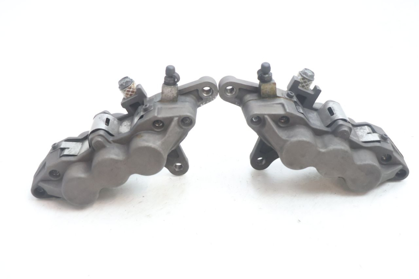 photo de FRONT BRAKE CALIPER KAWASAKI ZX-6R ZX6R 600 (2000 - 2002) - Surface and material condition