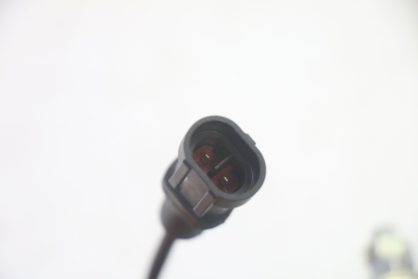 photo de ROLL LOCK CALIPER PIAGGIO MP3 HPE 350 (2018 - 2020) - Zoom on usage condition