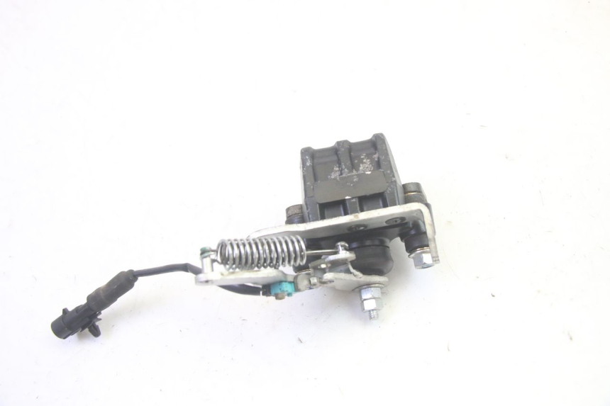 photo de BRAKE CALIPER ROLL LOCK PIAGGIO MP3 LT 400 (2007 - 2012) - Zoom on usage condition