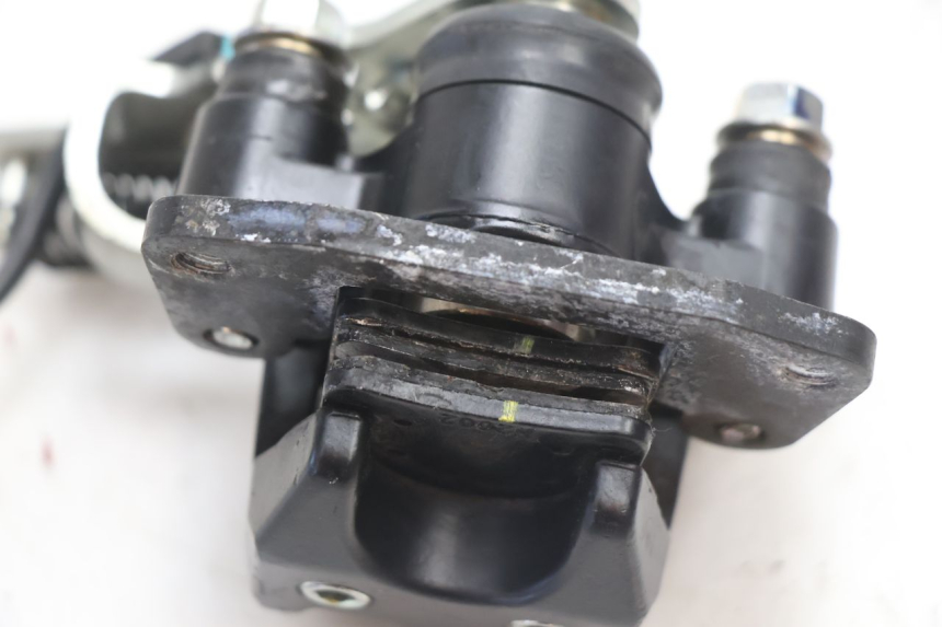 photo de BRAKE CALIPER ROLL LOCK PIAGGIO MP3 LT 300 (2010 - 2016) - Fixing points details