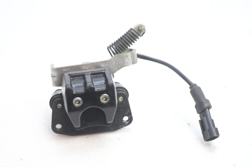 photo de BRAKE CALIPER ROLL LOCK PIAGGIO MP3 LT 400 (2007 - 2012) - Alternative perspective