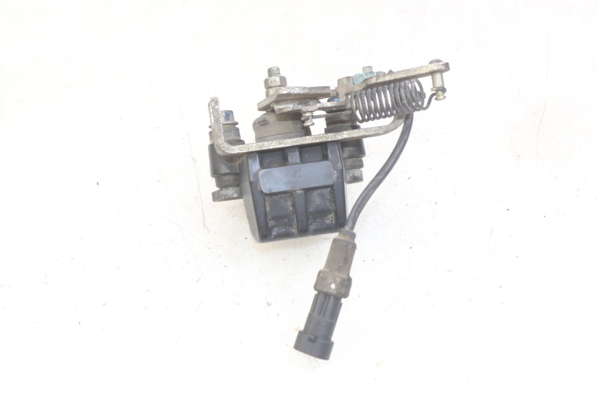 photo de BRAKE CALIPER ROLL LOCK PIAGGIO MP3 RL 250 (2006 - 2010) - Fixing points details