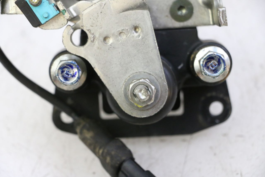 photo de BRAKE CALIPER ROLL LOCK PIAGGIO MP3 500 (2011 - 2015) - Product overview