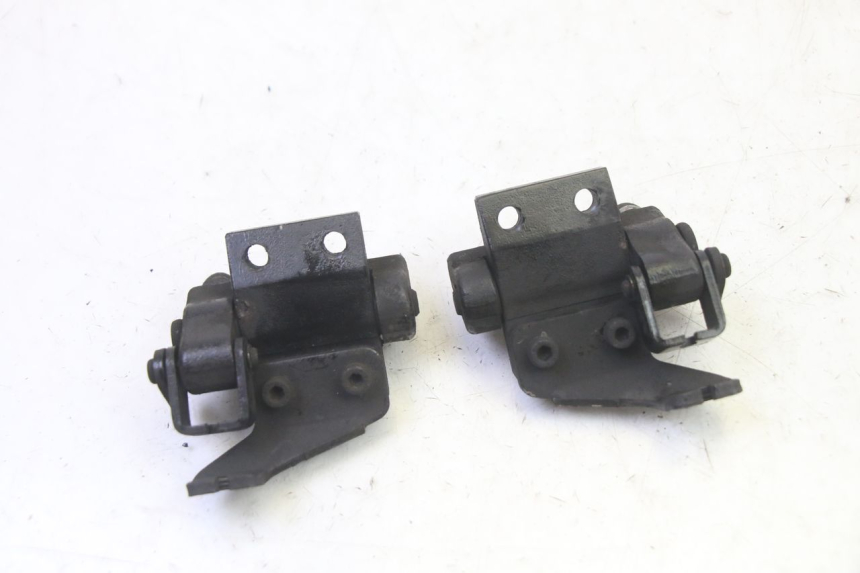 photo de PARKING CALIPER QUADRO 4 4D 350 (2015 - 2018) - Zoom on usage condition