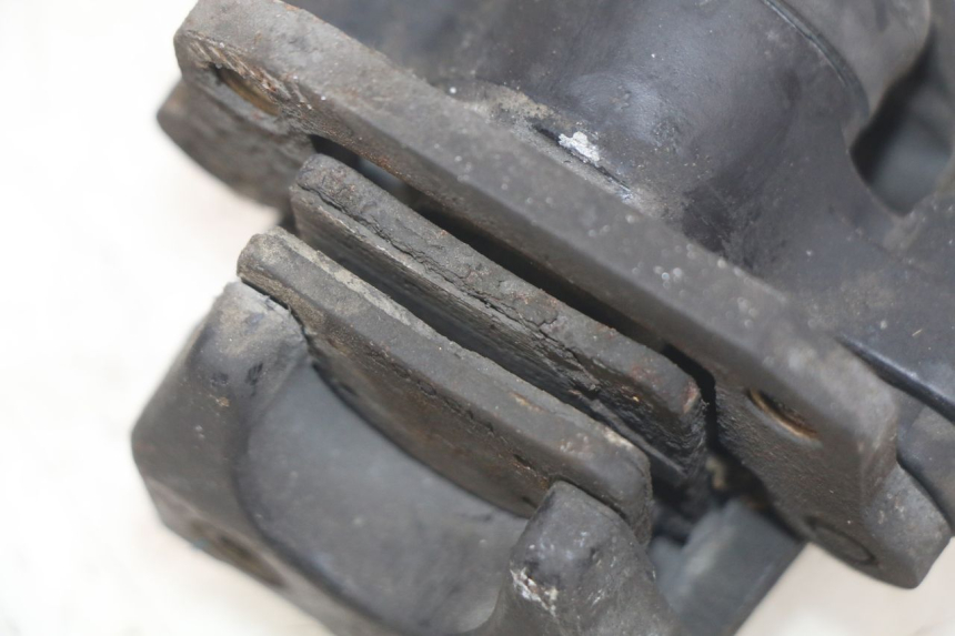 photo de CALIPER PARKING GILERA GP 800 (2007 - 2013) - Zoom on usage condition