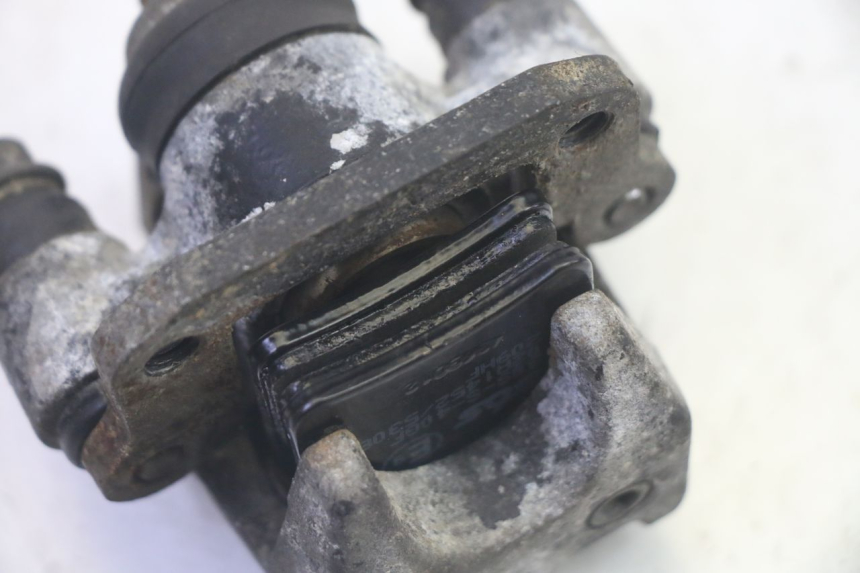 photo de PARKING CALIPER PIAGGIO MP3 RL 250 (2006 - 2010) - Fixing points details