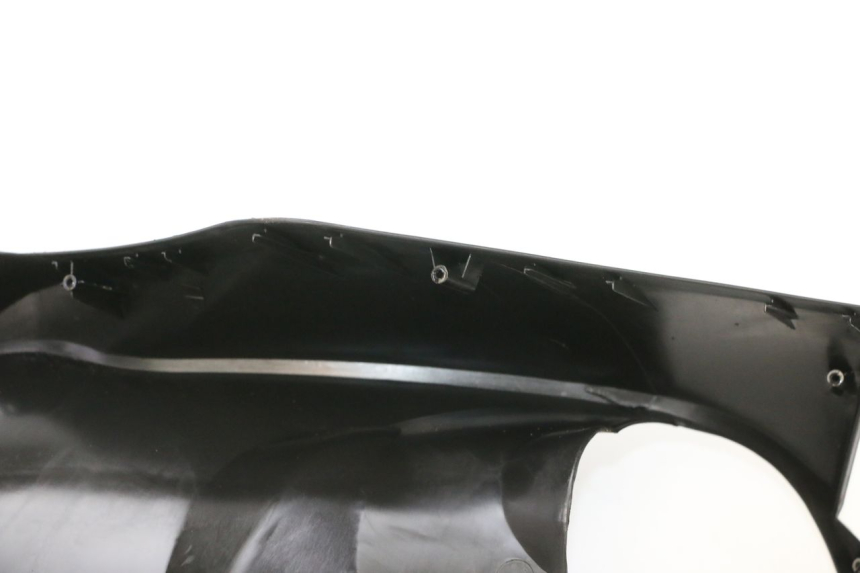 photo de FRONT FAIRING KYMCO AGILITY CITY 4T 50 (2008 - 2016) - Fixing points details