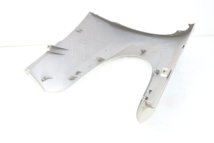 photo de FRONT PANEL ECCITY ARTELEC 670 1 (2013 - 2017) - Surface and material condition