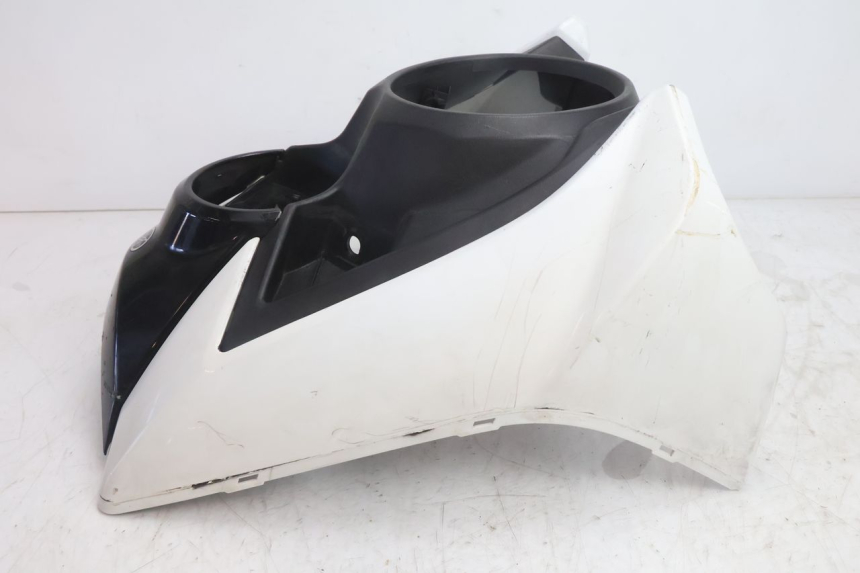 photo de FRONT FAIRING YAMAHA BW'S BWS 125 (2010 - 2013) - Technical close-up