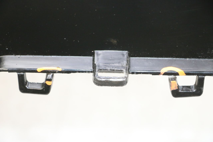 photo de FRONT FAIRING LONGJIA DIGITA 4T 50 (2019 - 2022) - Detailed visual inspection