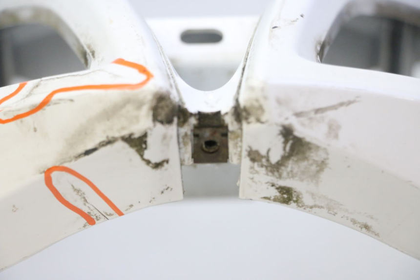 photo de FRONT PANEL KYMCO DINK STREET 125 (2009 - 2014) - Additional view of the item