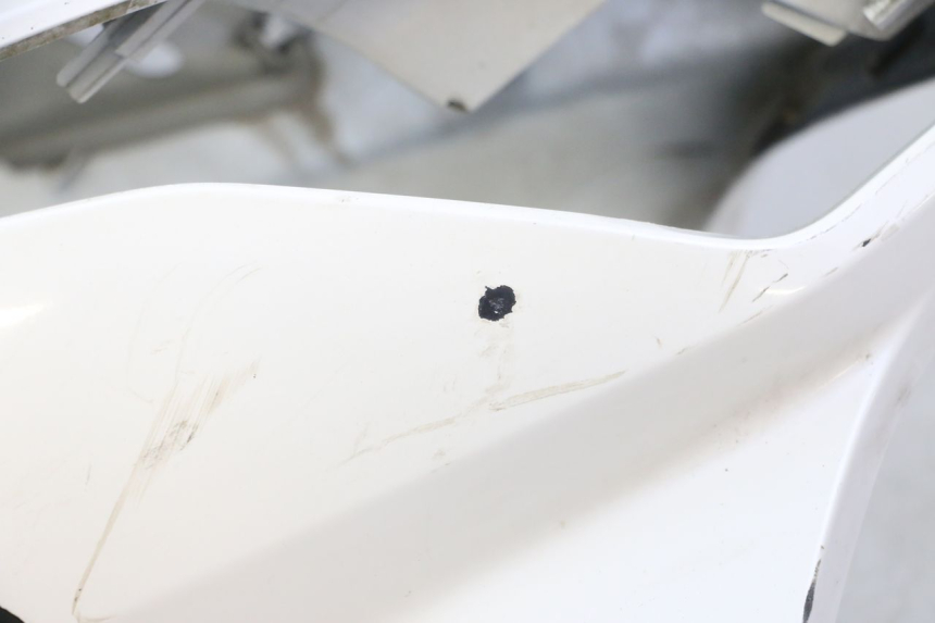 photo de FRONT PANEL KYMCO DINK STREET 125 (2009 - 2014) - High-resolution close-up