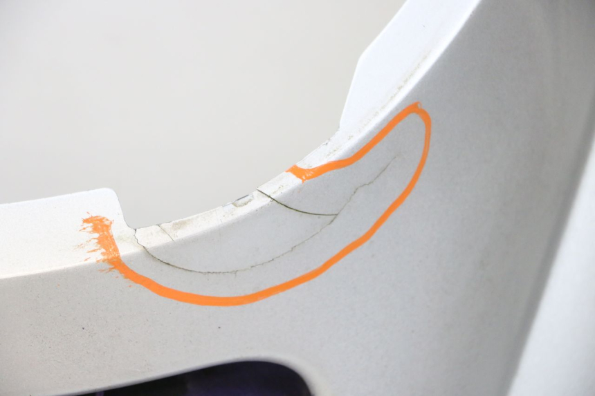 photo de FRONT FAIRING PEUGEOT ELYSEO 125 (1999 - 2004) - Focus on structure