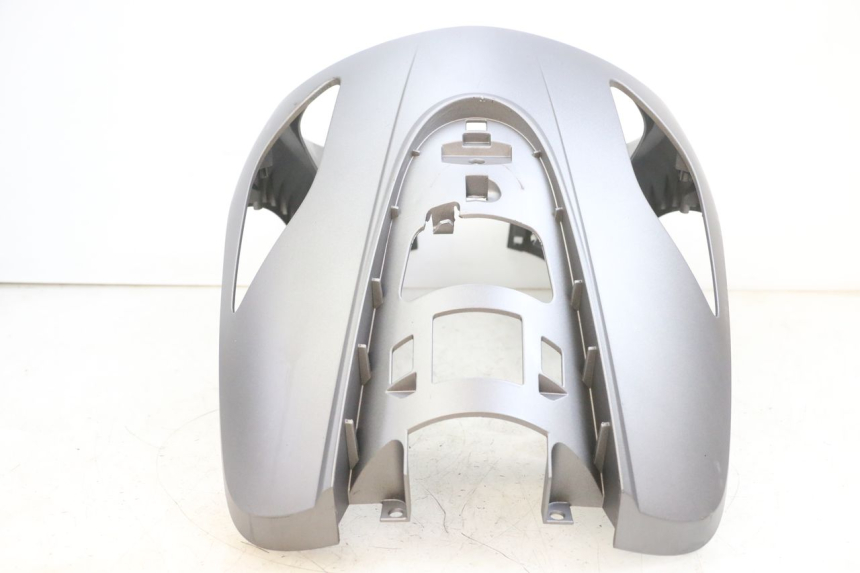 photo de FRONT FAIRING SYM FIDDLE 3 III 125 (2014 - 2020) - Zoom on usage condition