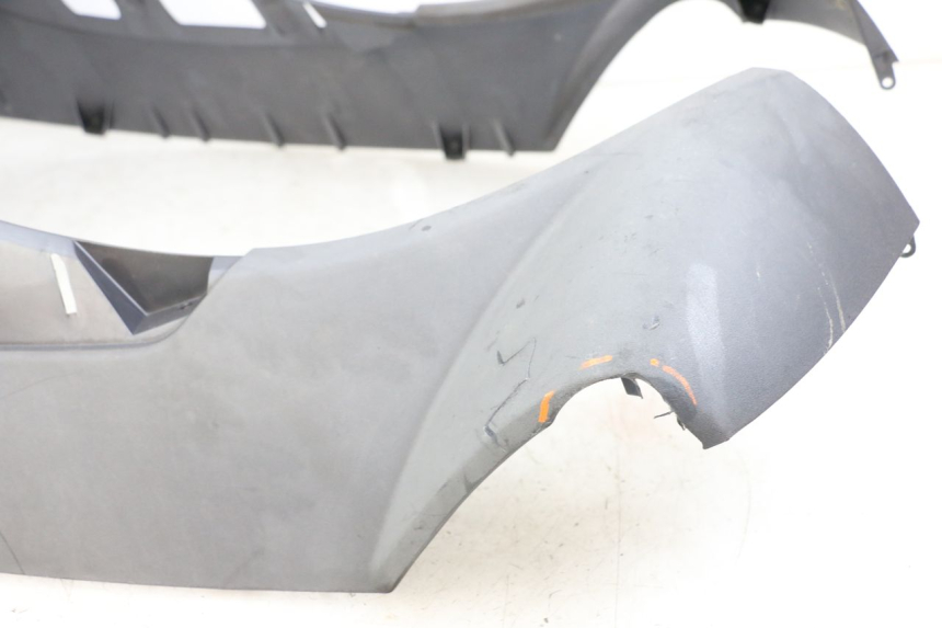 photo de FRONT FAIRING PEUGEOT GEOPOLIS RS 125 (2007 - 2009) - Zoom on usage condition