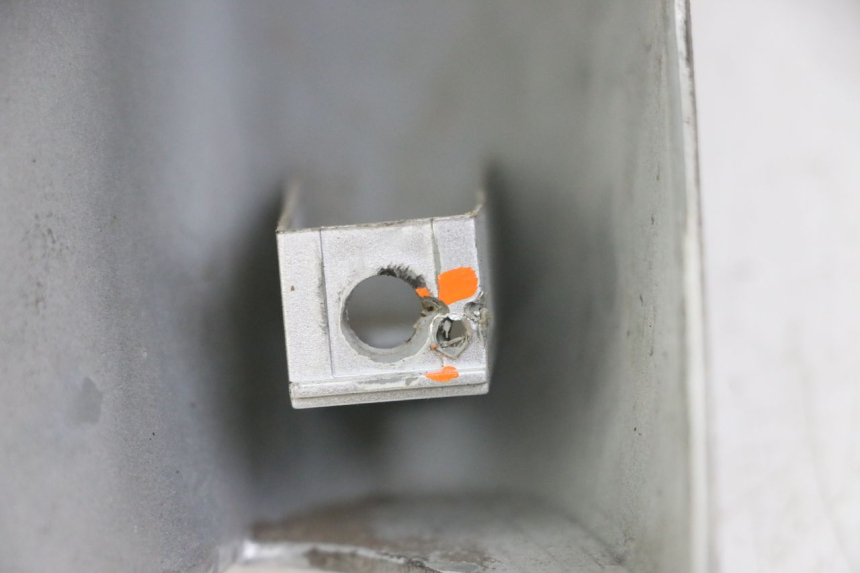 photo de FRONT FAIRING GILERA STALKER 50 (1997 - 2005) - Technical close-up