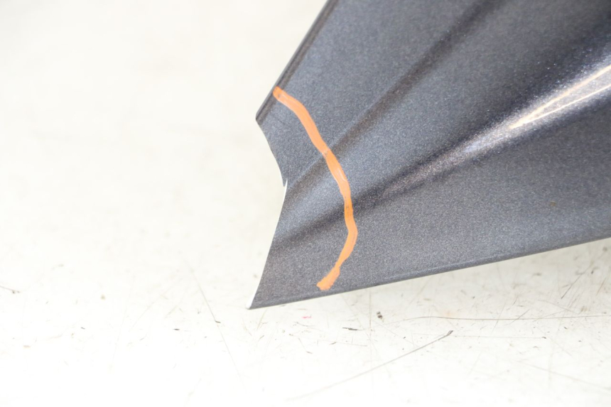 photo de FRONT FAIRING KYMCO GRAND DINK 125 (2008 - 2014) - Surface and material condition