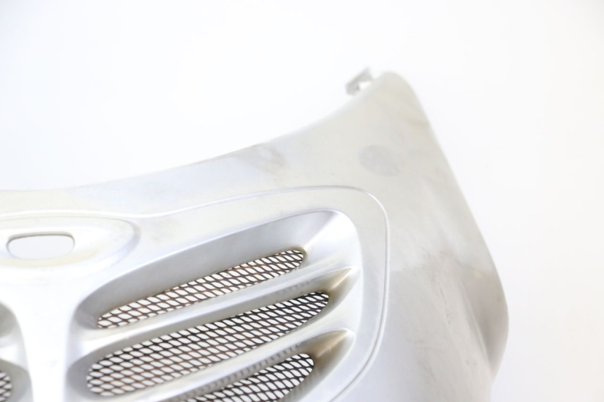 photo de FRONT FAIRING KYMCO GRAND DINK 125 (2002 - 2007) - Technical close-up